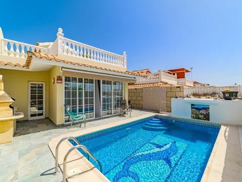 Semi-detached house in Avenida Flamingo, 14, Palm Mar, Arona
