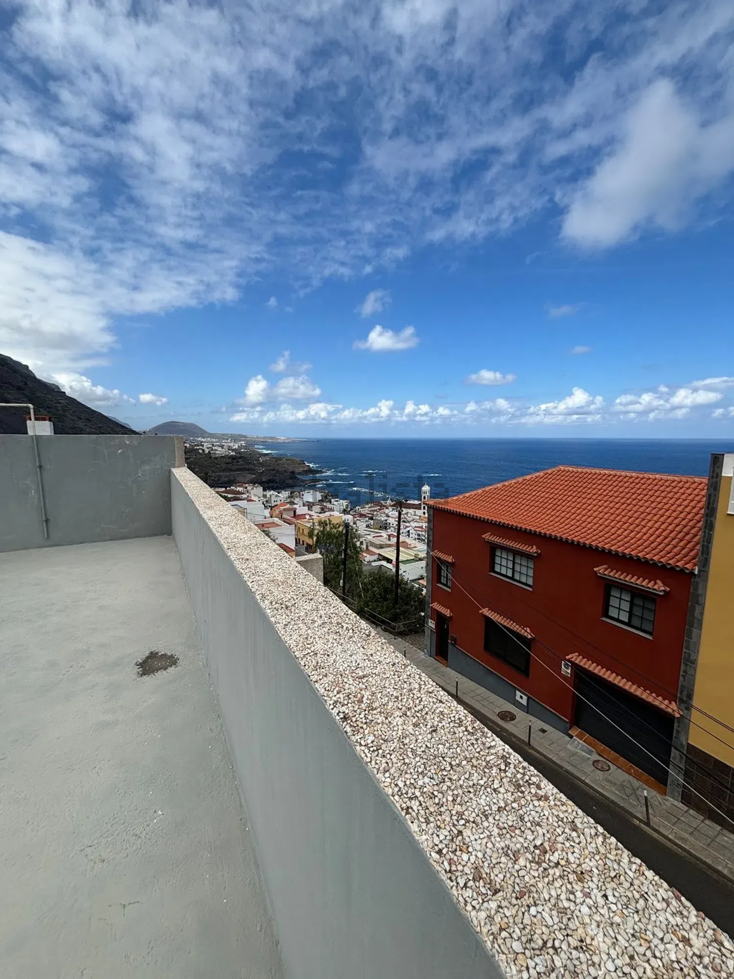 Semi-detached house in Calle el Volcán, 36, Garachico