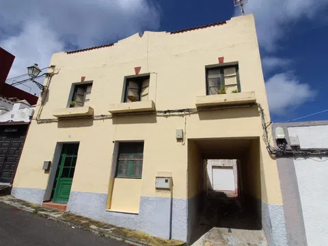 Village house in Calle la Rosa, Garachico