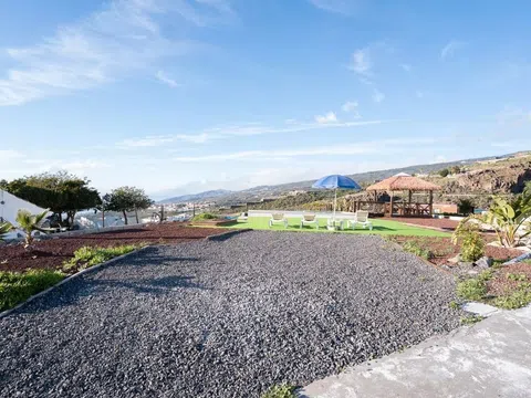 Estate in Calle El Pozo, 21, Guia de Isora, Guia de Isora