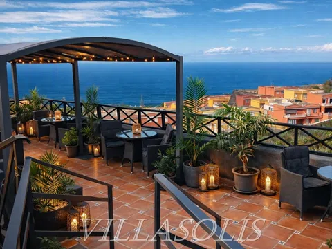 Semi-detached house in Calle Campino, 28, La Vega-El Amparo-Cueva del Viento, Icod de los Vinos