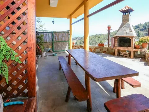 Detached house in Calle la Era, 34, Santa Bárbara-La Florida, Icod de los Vinos