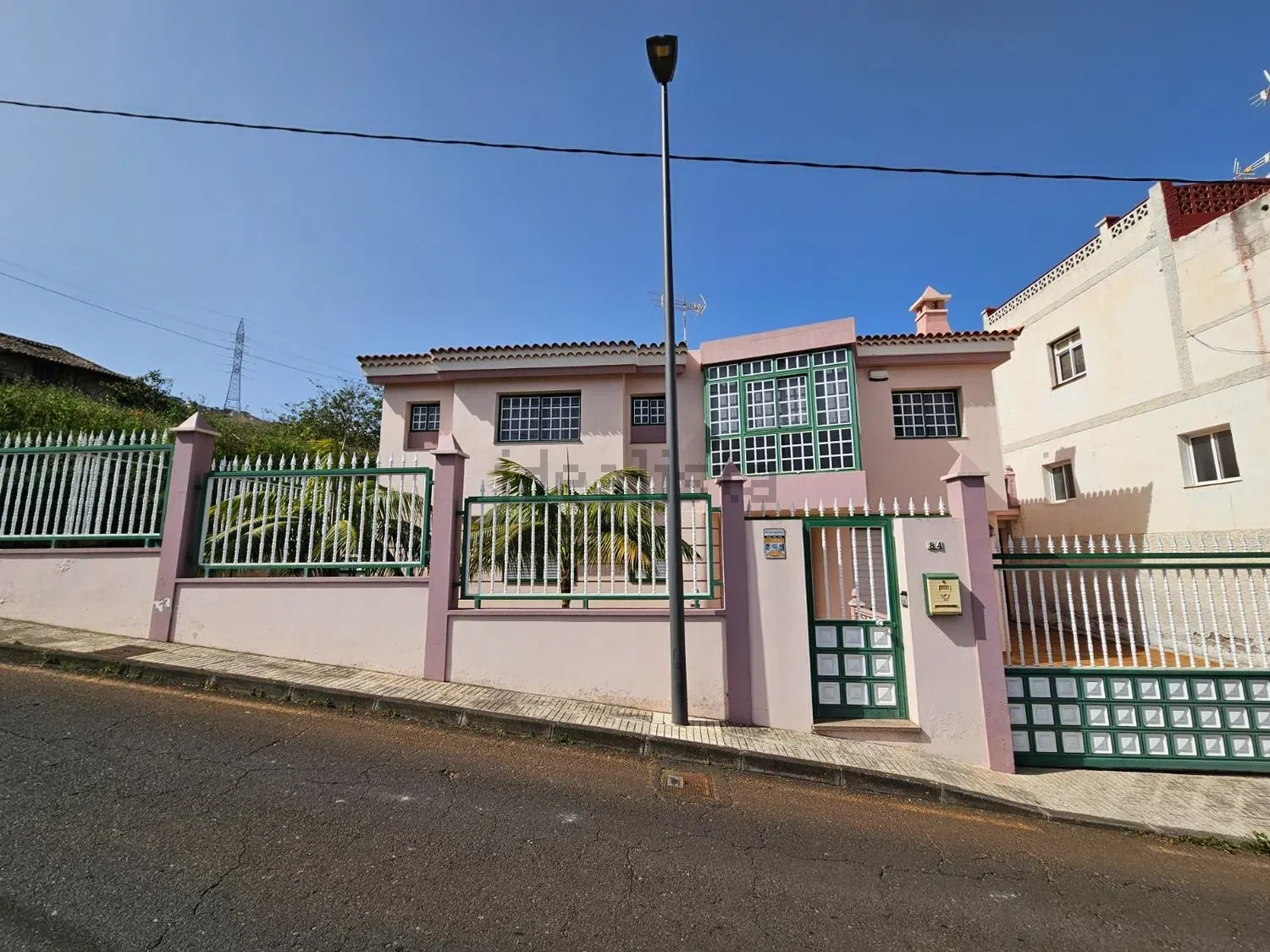 Detached house in calle Tosca la Iglesia