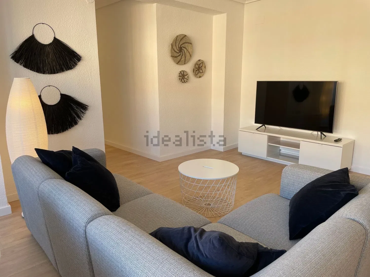 Property in Algiros