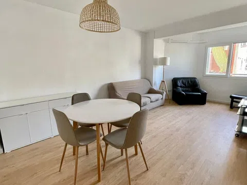 Flat / apartment in Plaza d'Olof Palme, L'Amistat, València