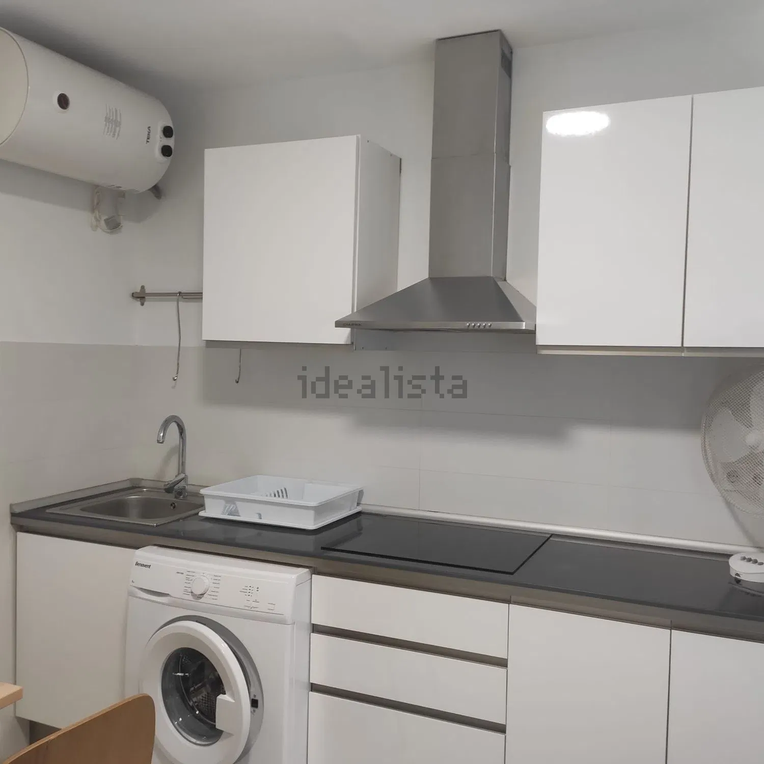 Studio in Calle de Félix del Río, 58, Benicalap, València