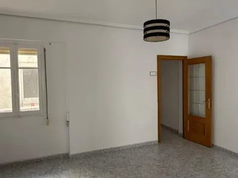 Flat / apartment in Calle de les Acàcies, Benicalap, València