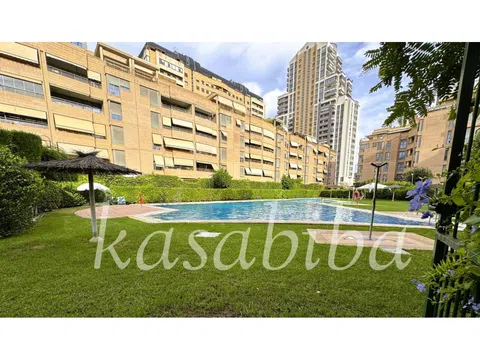 Flat / apartment in Calle de la Marina Alta, Sant Pau, València