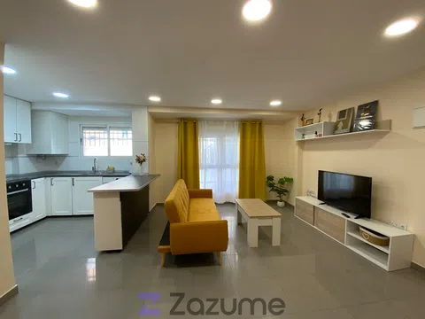 Flat / apartment in Calle del Remolcador, Les Tendetes, València