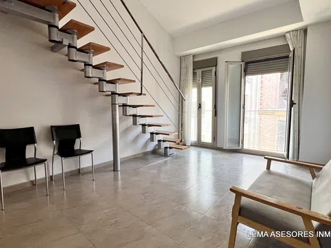Penthouse in Calle de Guillem Sorolla, El Pilar, València