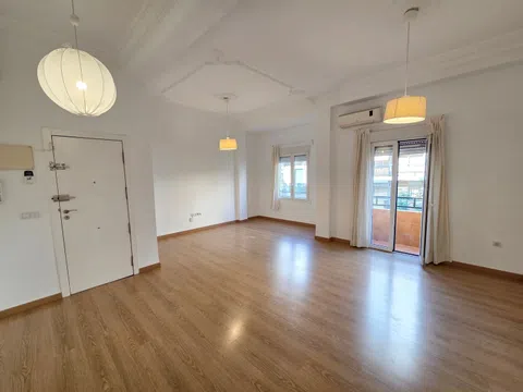 Flat / apartment in Avenida del Regne de València, Gran Vía, València