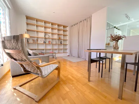 Studio in Calle de Cuba, Russafa, València