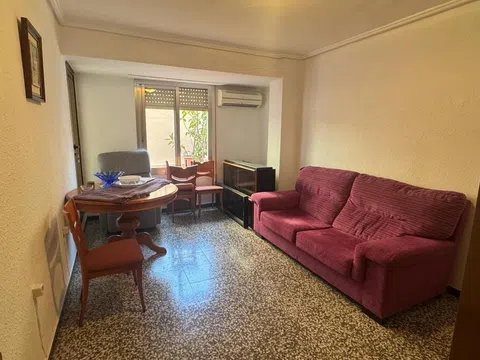 Flat / apartment in Calle de Joaquín Navarro, L'Hort de Senabre, València