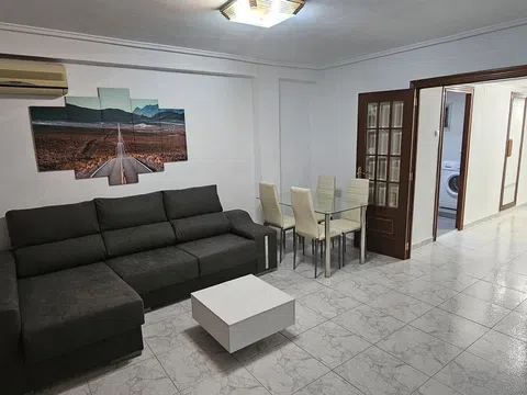 Flat / apartment in Avenida de Pérez Galdós, Nou Moles, València