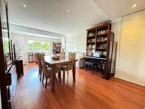 Flat / apartment in Calle d' Alcàsser, Soternes, València