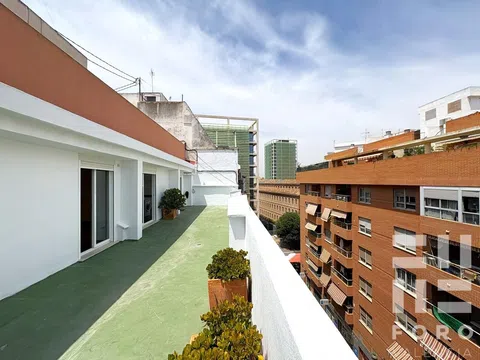 Penthouse in Nou Moles, València