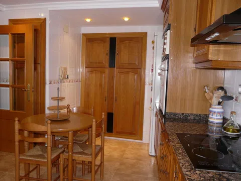 Flat / apartment in Calle del Doctor Vicent Zaragoza, 3, Trinitat, València