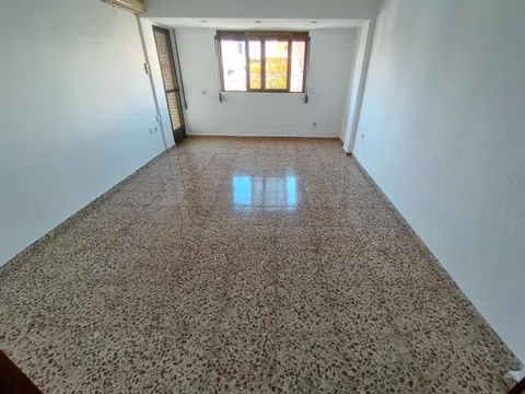 Flat / apartment in Calle de Montesa, 40, Barrio de Favara, València