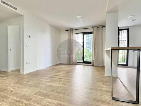 Flat / apartment in Calle del Canonge Tàrrega, Safranar, València