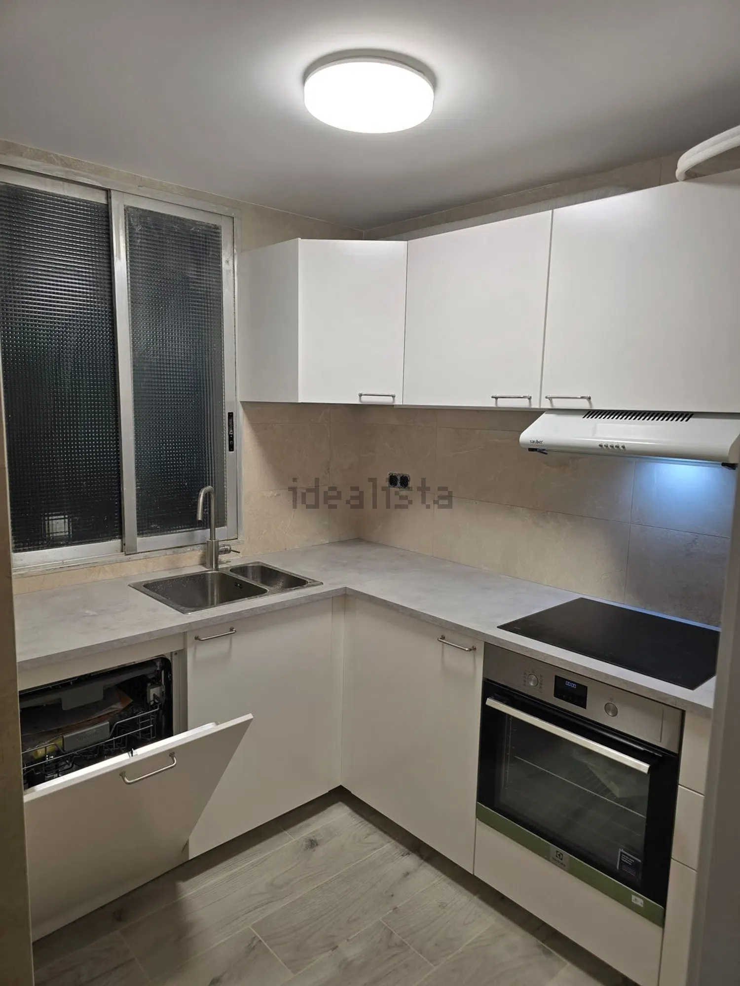 Flat in calle del Castell de Cullera, 6