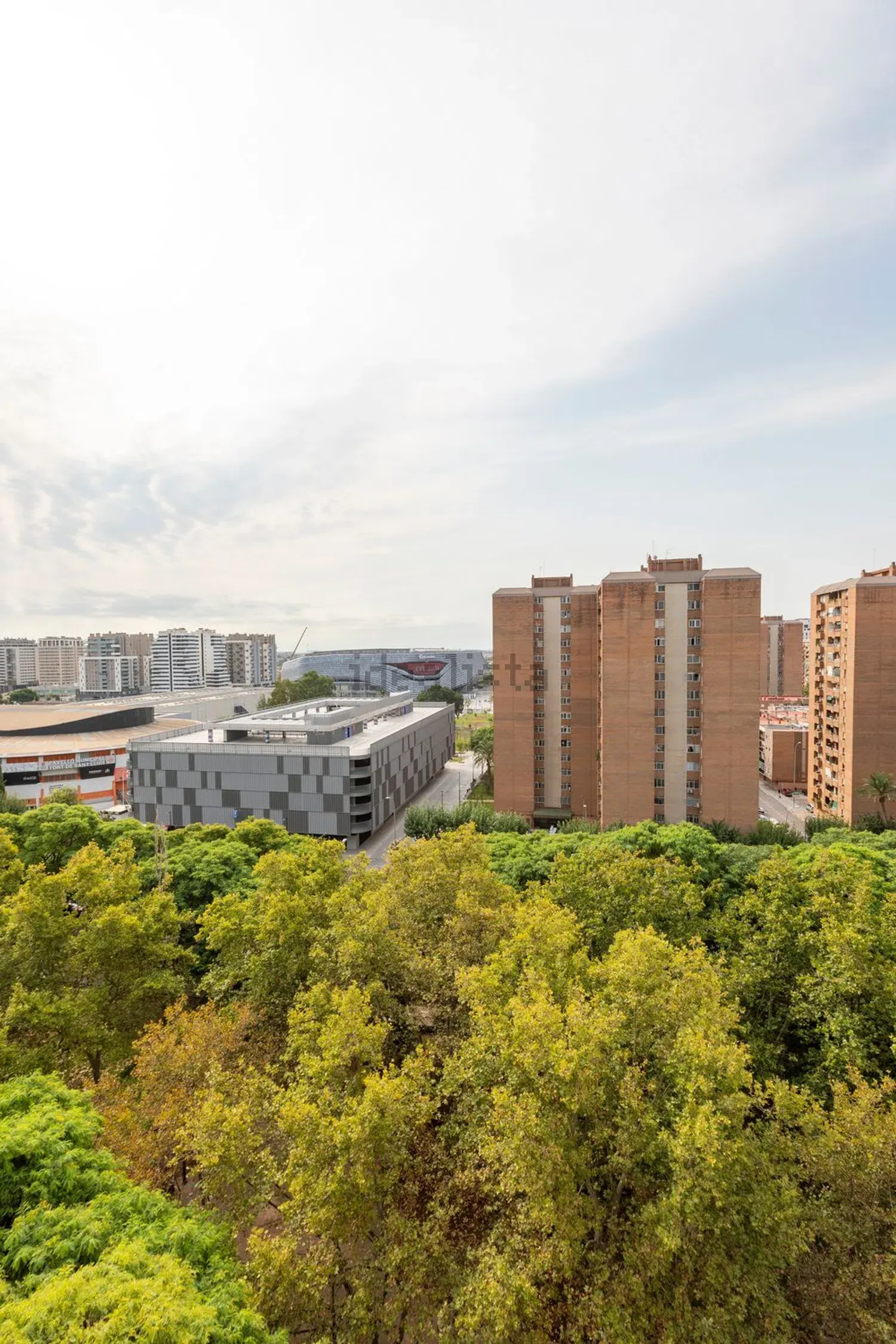 Flat in Hermanos Maristas, 9