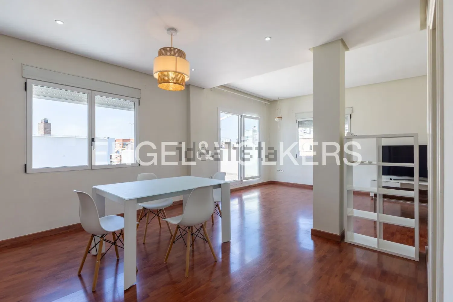 Penthouse in avenida de Peris i Valero