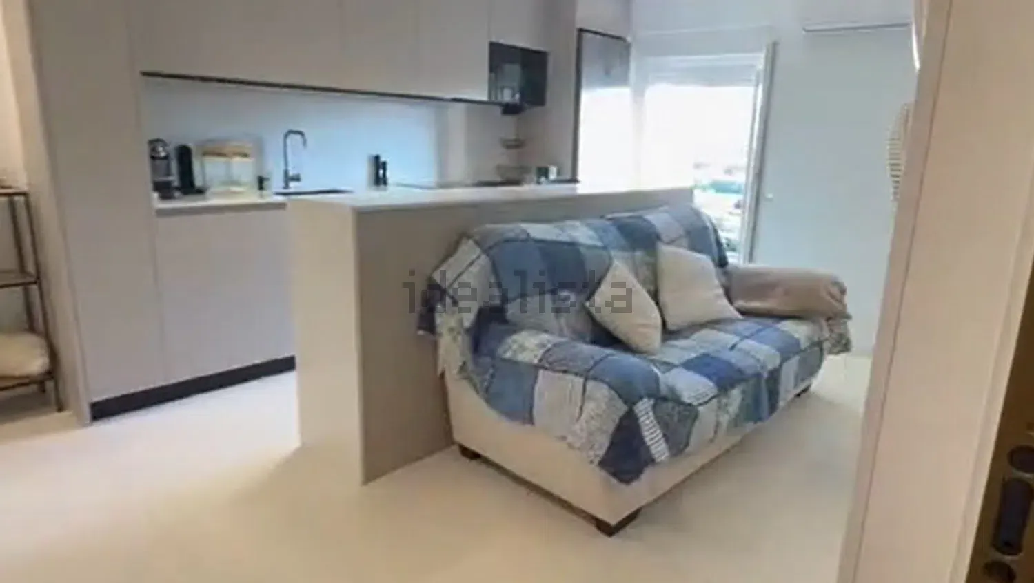 Flat in calle d'Alberola, 23