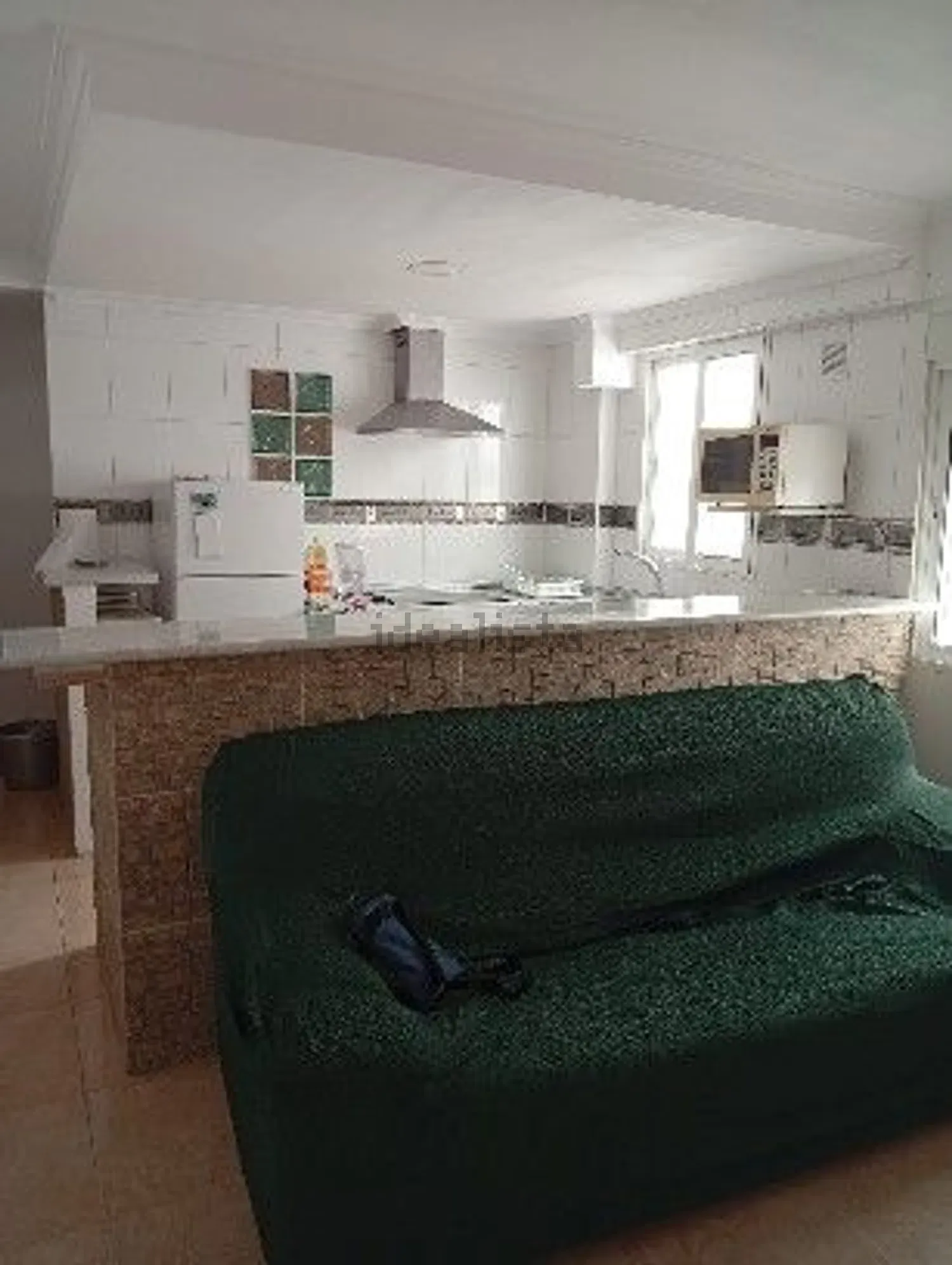 Flat in calle d'Alfauir, 9